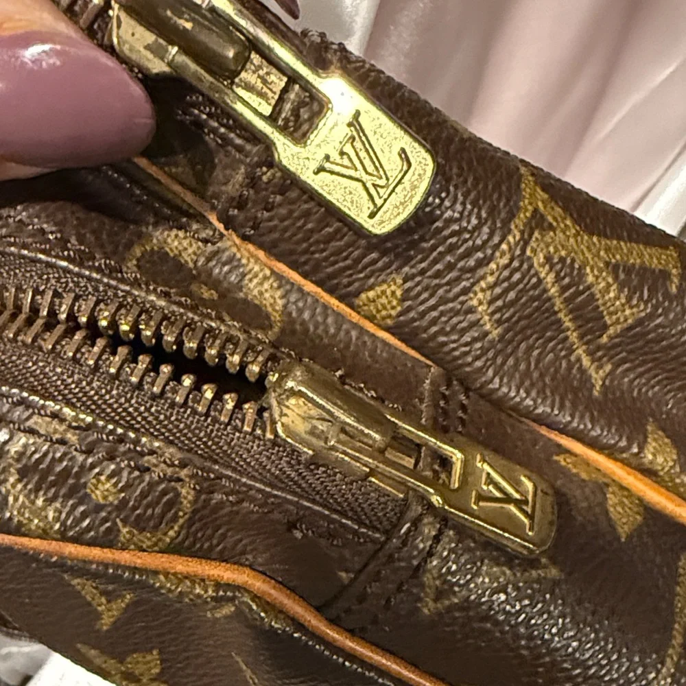 Louis Vuitton amazone Brown Monogram crossbody Bag